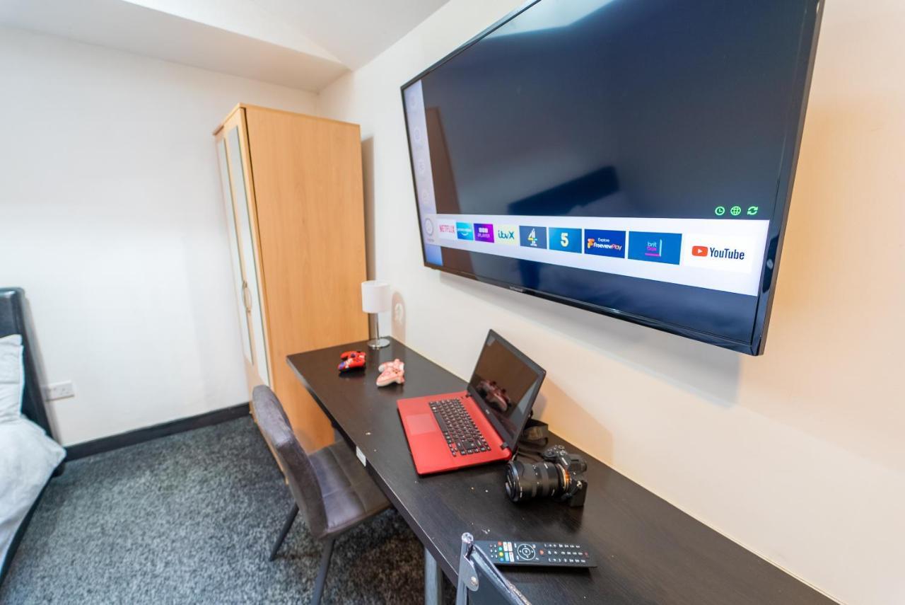 Staysa Equipped Studios Near Qe And Uob In Guesthouse Close To The City! Бирмингем Номер фото