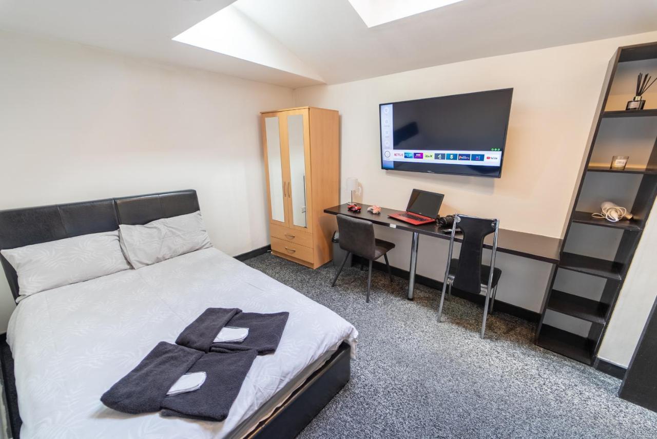 Staysa Equipped Studios Near Qe And Uob In Guesthouse Close To The City! Бирмингем Номер фото
