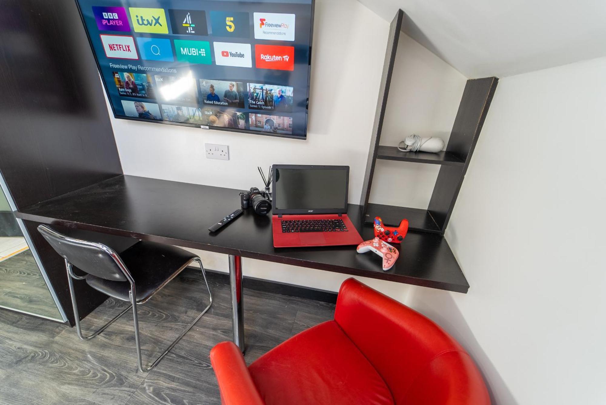 Staysa Equipped Studios Near Qe And Uob In Guesthouse Close To The City! Бирмингем Номер фото
